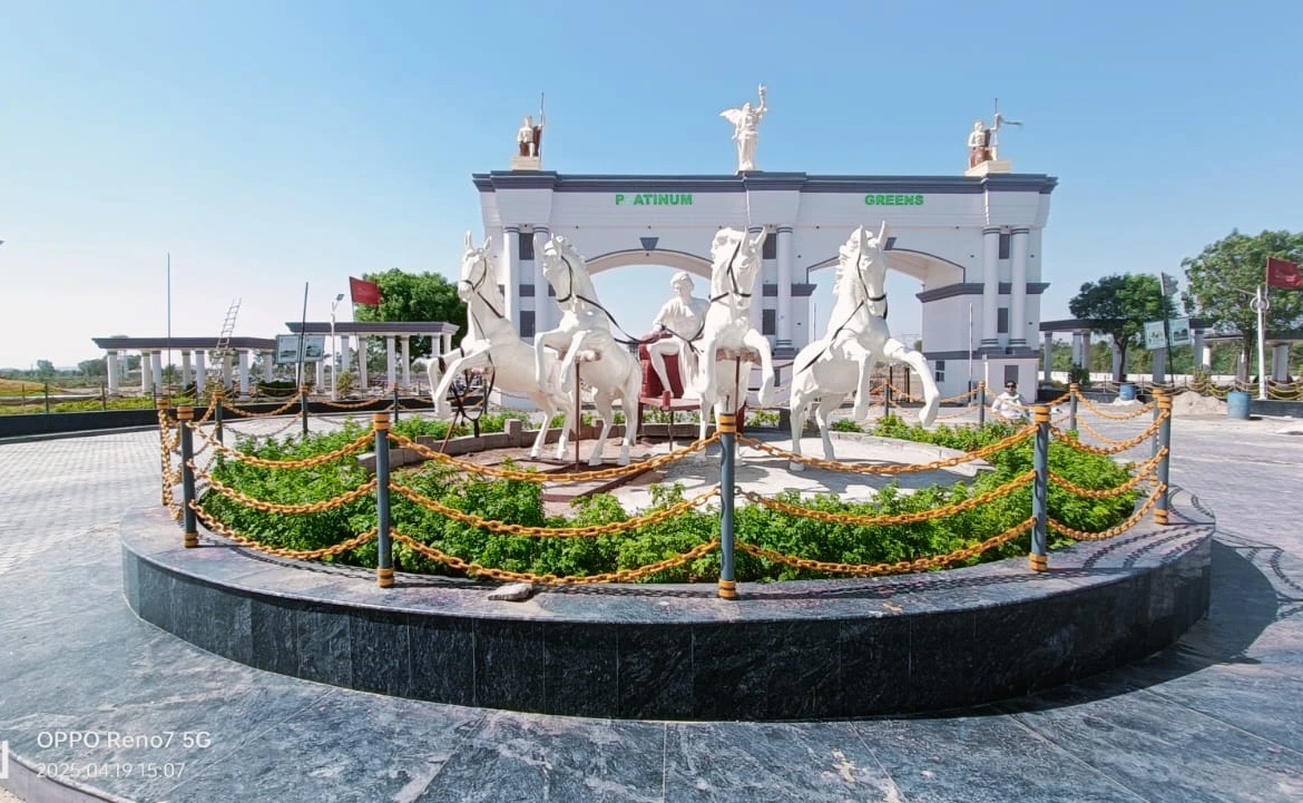 Platinum Greens view in the gate