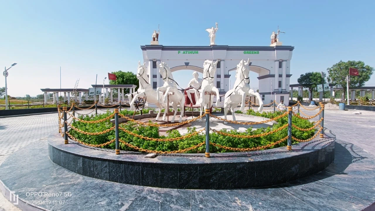 Platinum Greens view in the gate