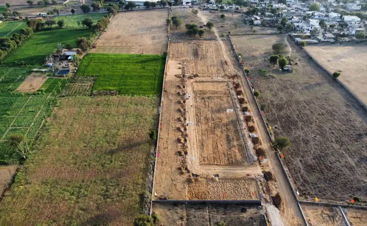 Janardhan-City-plot-boundary