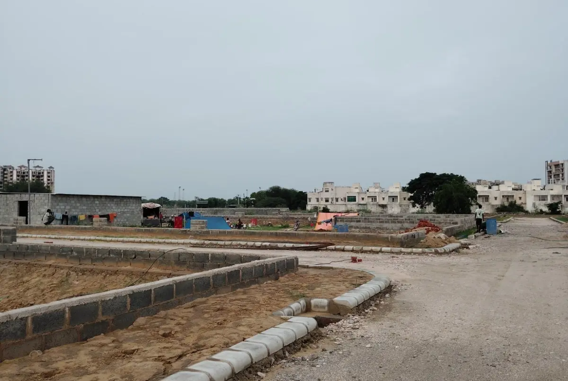 Shree Hari Vatsalya Full Locality