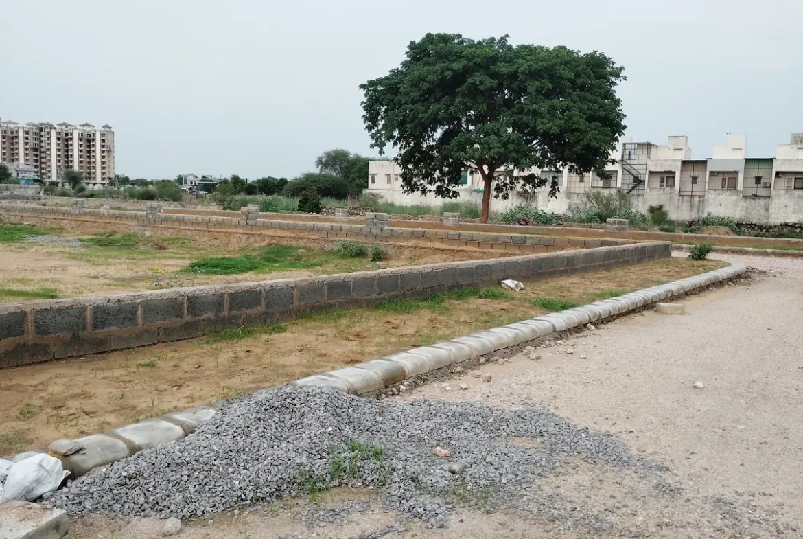 Shree Hari Vatsalya Nearby Appertments