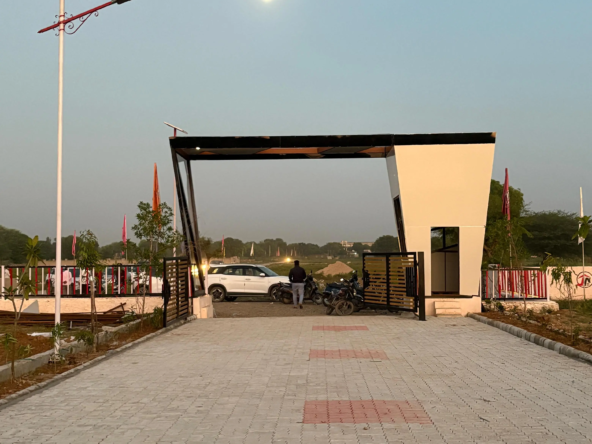 Kedia’s Parwati Meadows Entry Gate