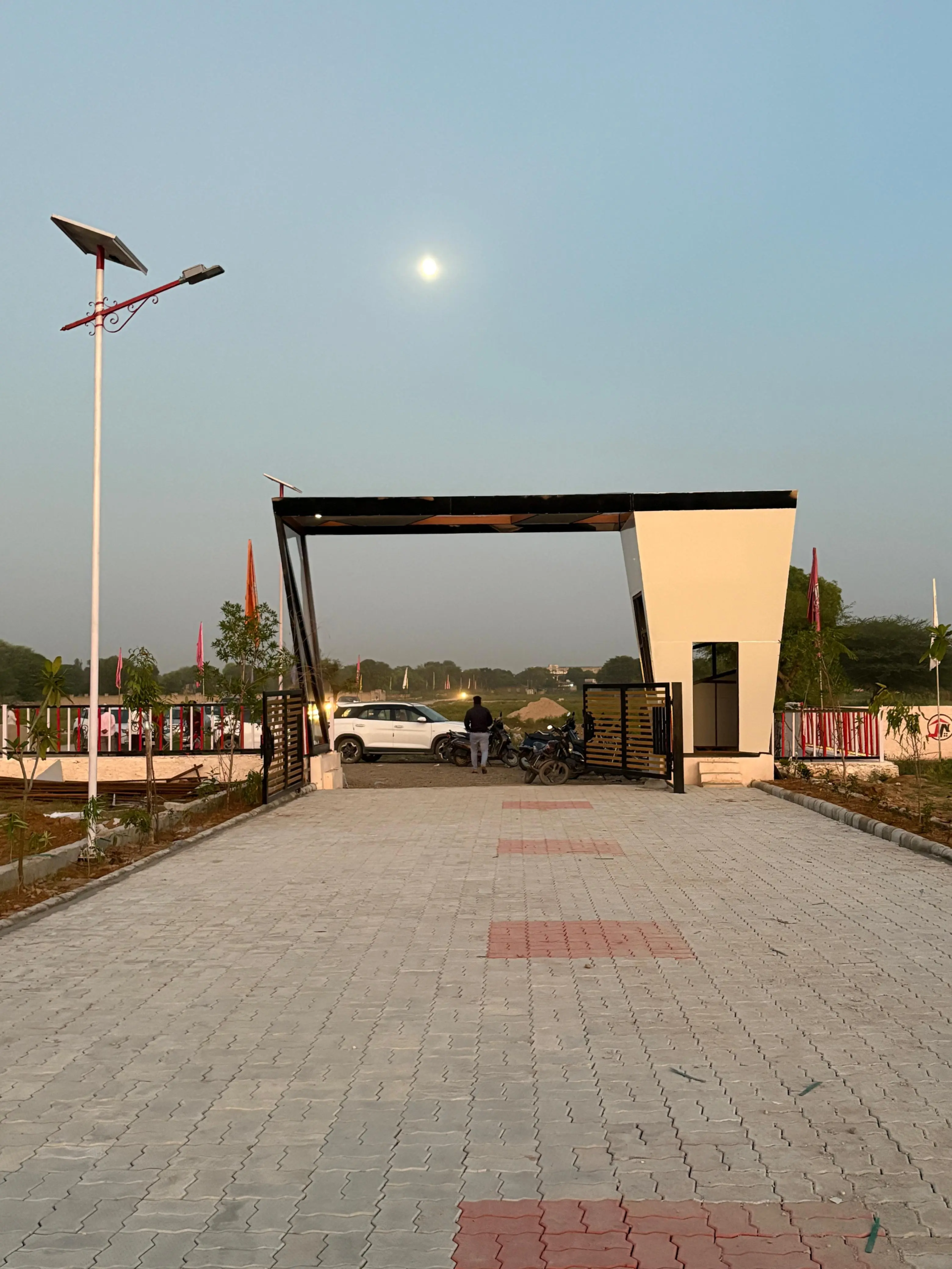 Kedia’s Parwati Meadows Entry Gate